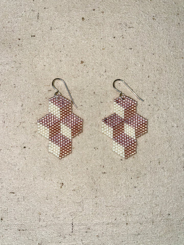 #030 Tumbling Blocks, Ivory