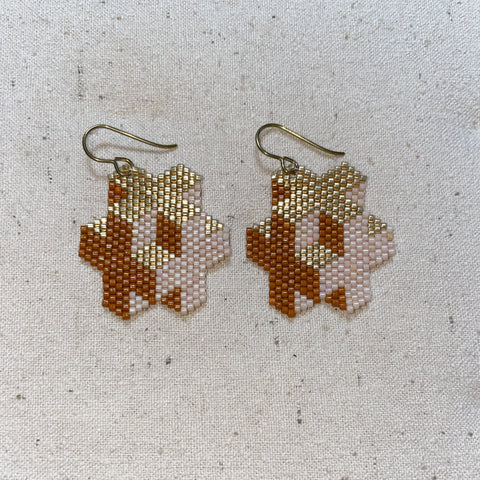 #037  Escher Cubes, Chestnut